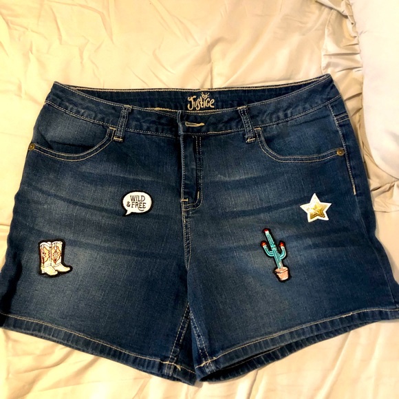 Jean Shorts - Picture 1 of 2